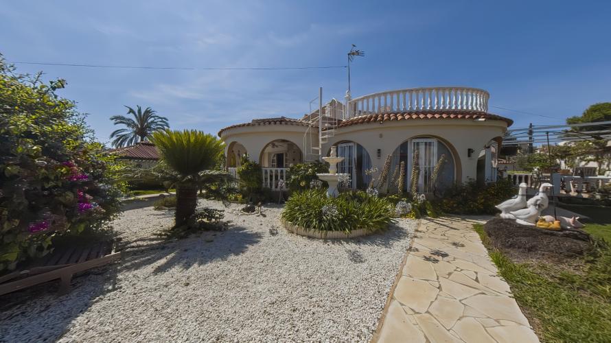 Torrevieja, Urb Los Angeles, 2x Chalets por el precio de 1  a 700m de la playa Villa Torrevieja